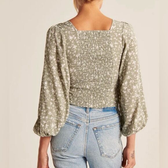 Abercrombie & Fitch Sage Green Floral Blouse Top Ruched Front Elastic Back - Picture 7 of 10
